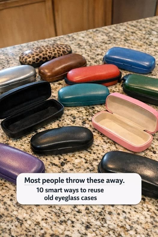 Read more about the article Most people throw these away. 10 smart ways to reuse old eyeglass cases